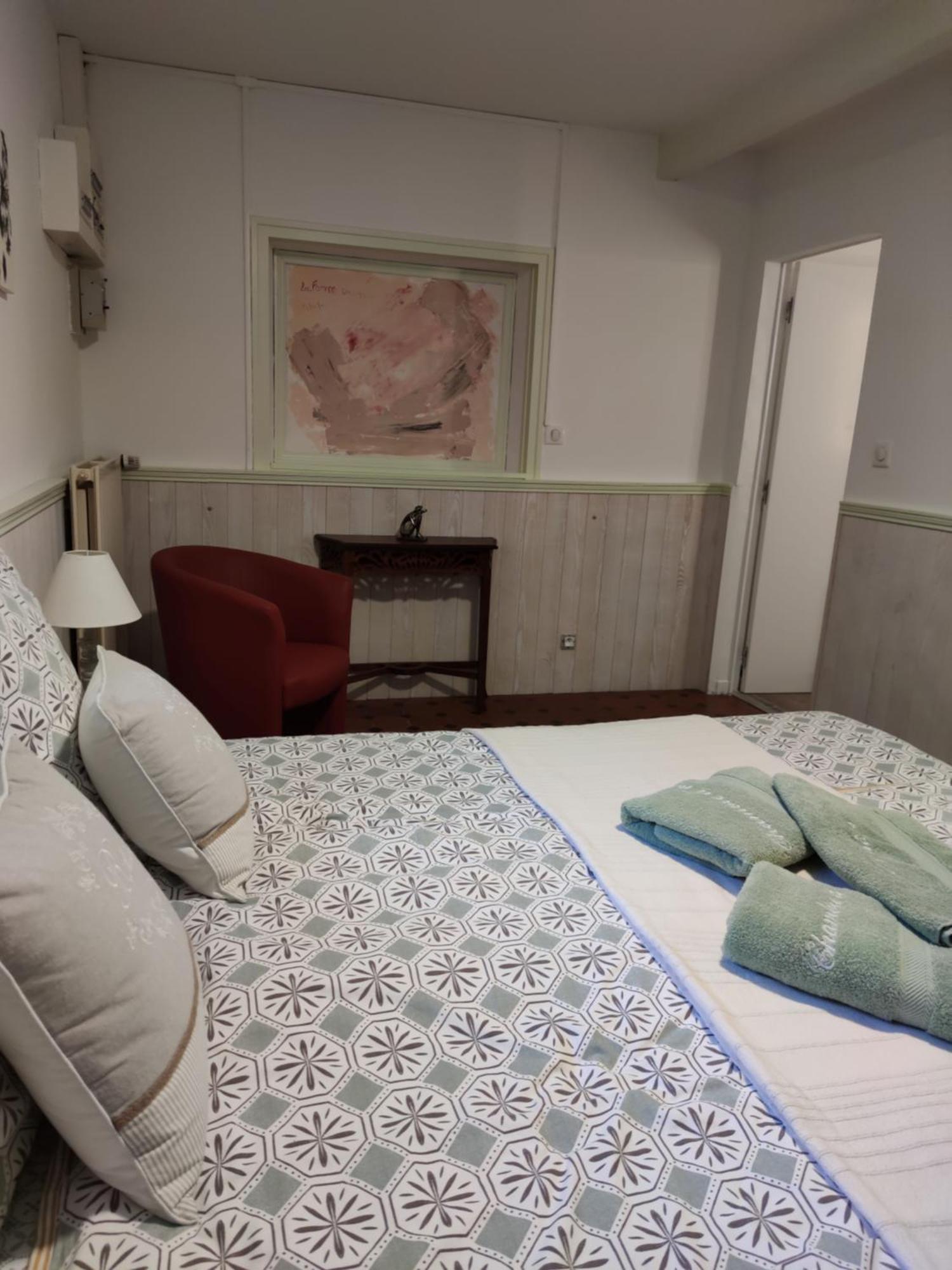 Domaine Des Pres De Joussac - Protocole Sanitaire Strict Villa Jau-Dignac-et-Loirac Buitenkant foto